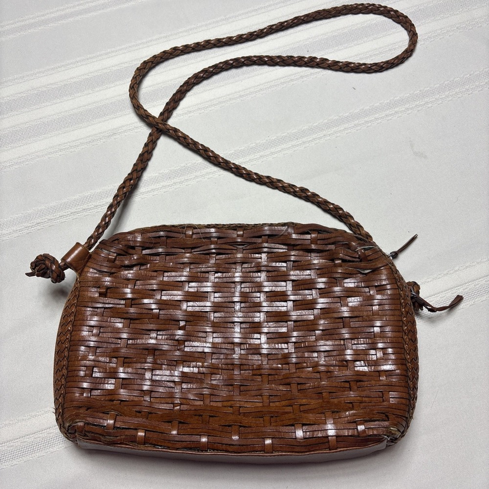 Vintage LJS Collection Brown Woven Mini Crossbody Purse
